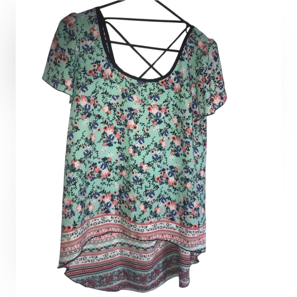 Floral High Low Top - Picture 1 of 4